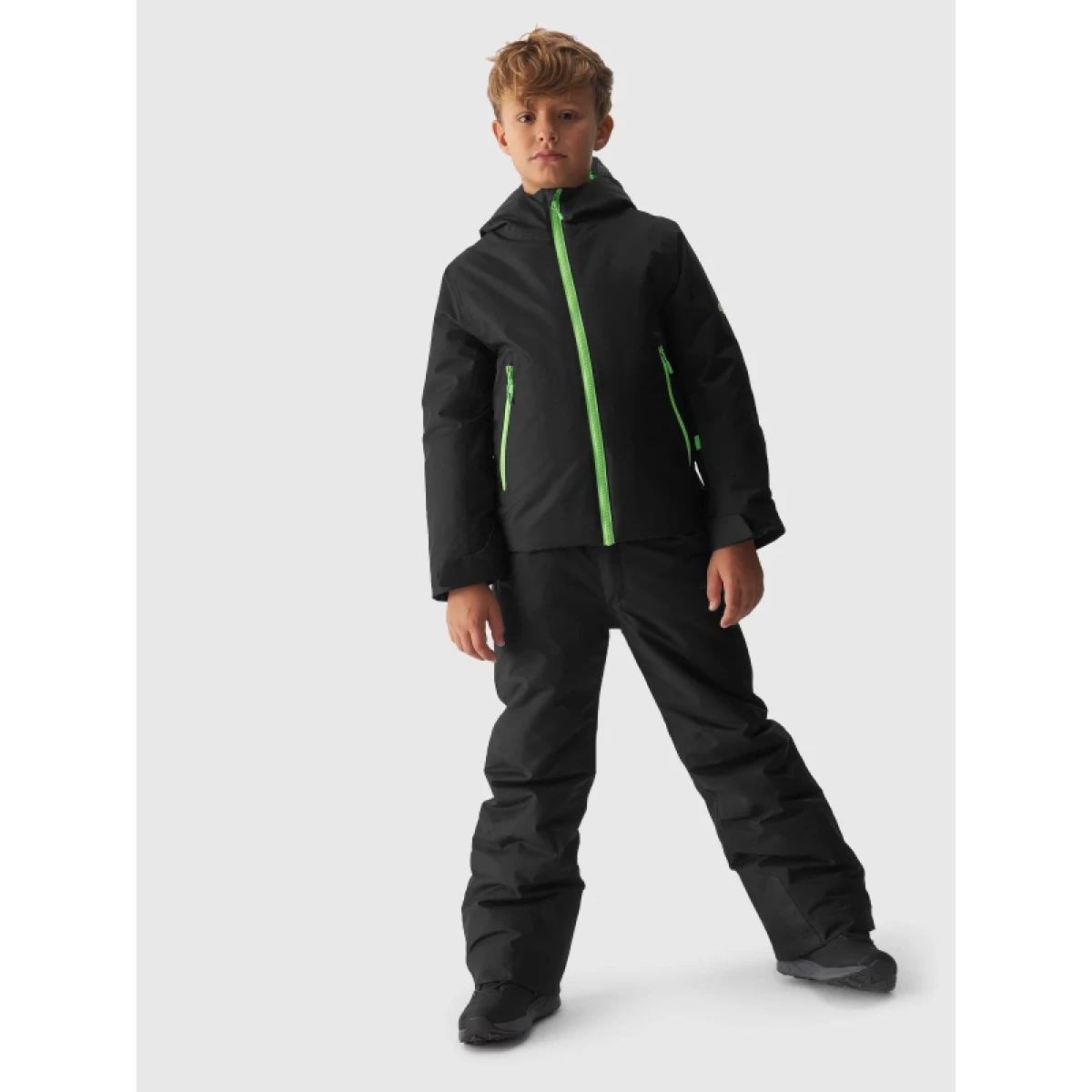 Chlapecká lyžařská bunda 4F JUNIOR TECHNICAL JACKET-JAW23TTJAM297-21S-BLACK · záber 4