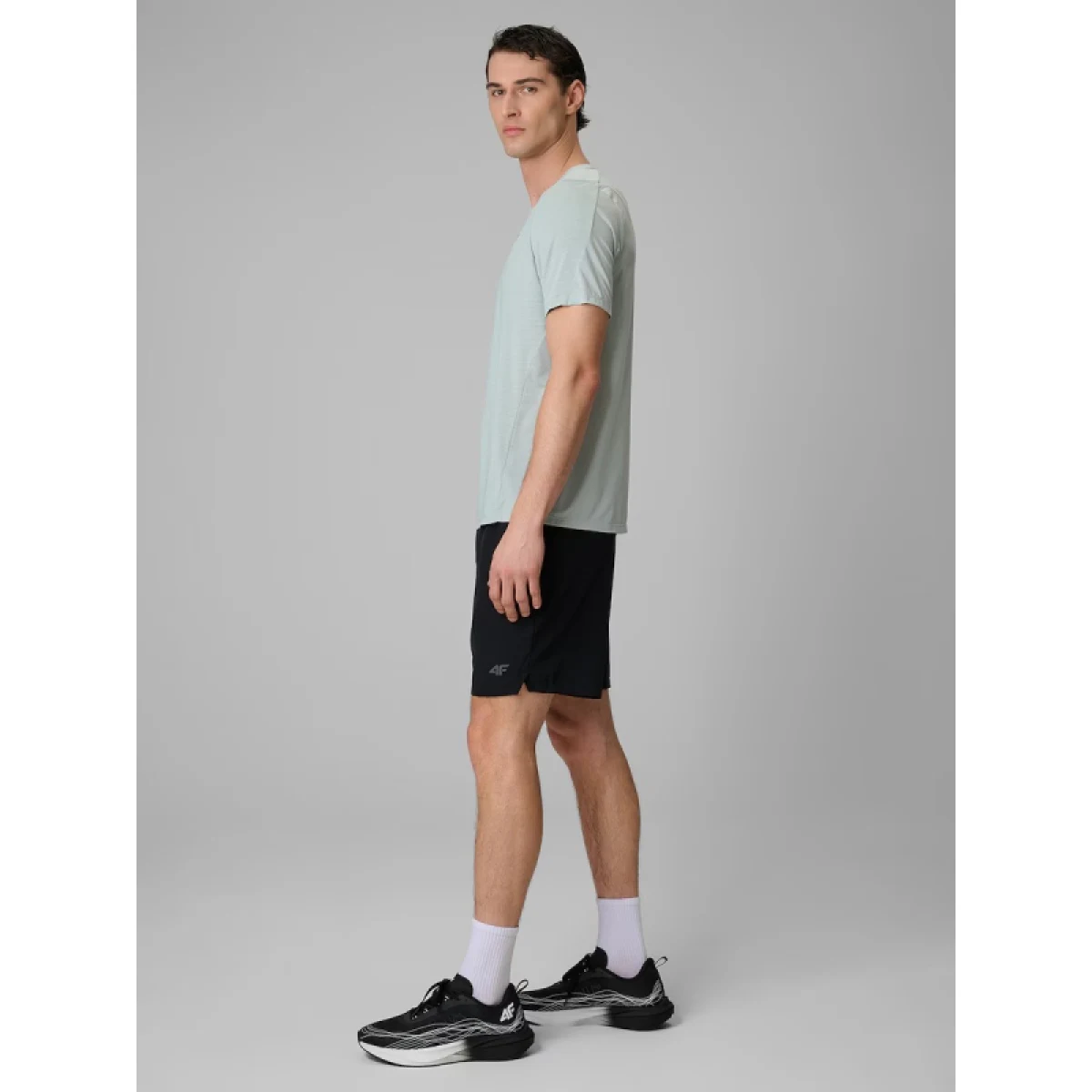 Pánské tréninkové kraťasy 4F SHORTS FNK M1260-20S-DEEP BLACK · záber 5