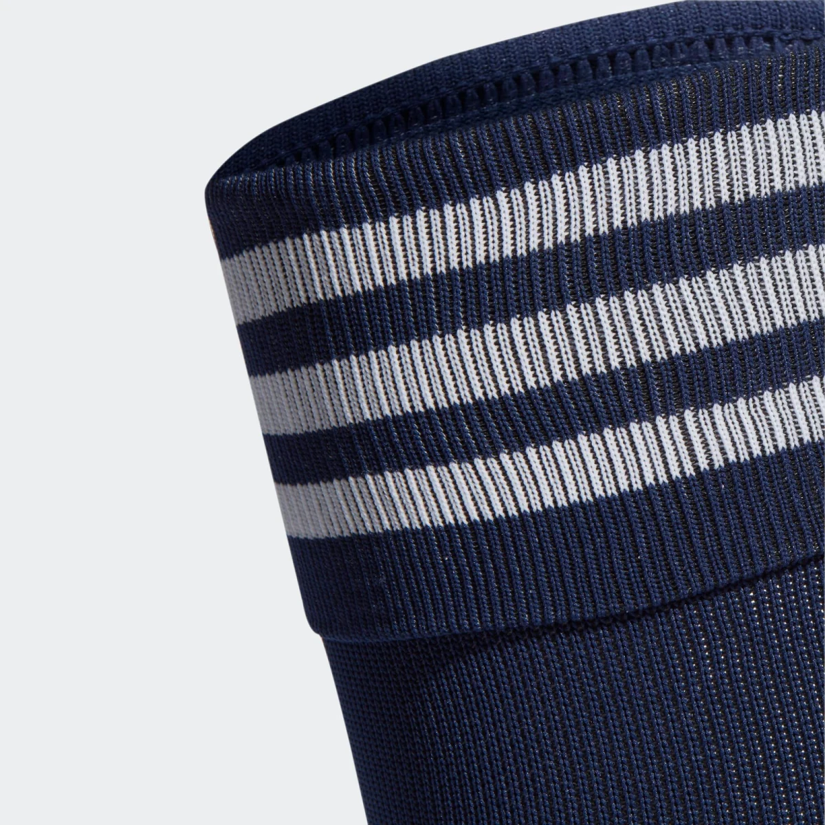 ADIDAS Futbalové štulpne Milano tmavomodré 46-47 · záber 2