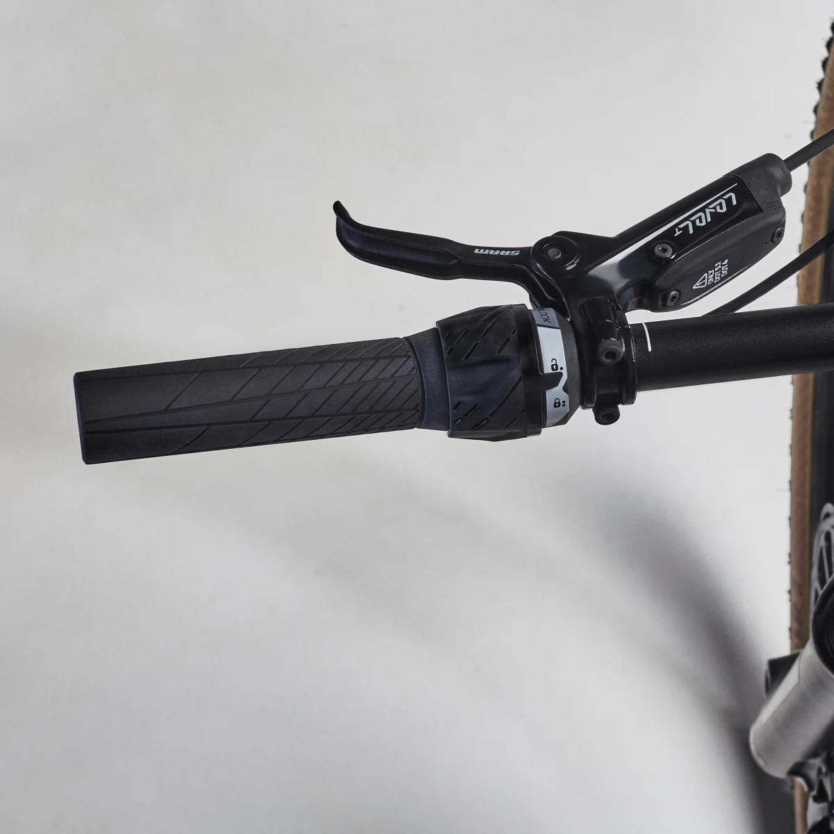 ROCKRIDER Horský bicykel XC Race 900 GX Eagle kolesá Reynolds M (165-174 cm) · záber 2