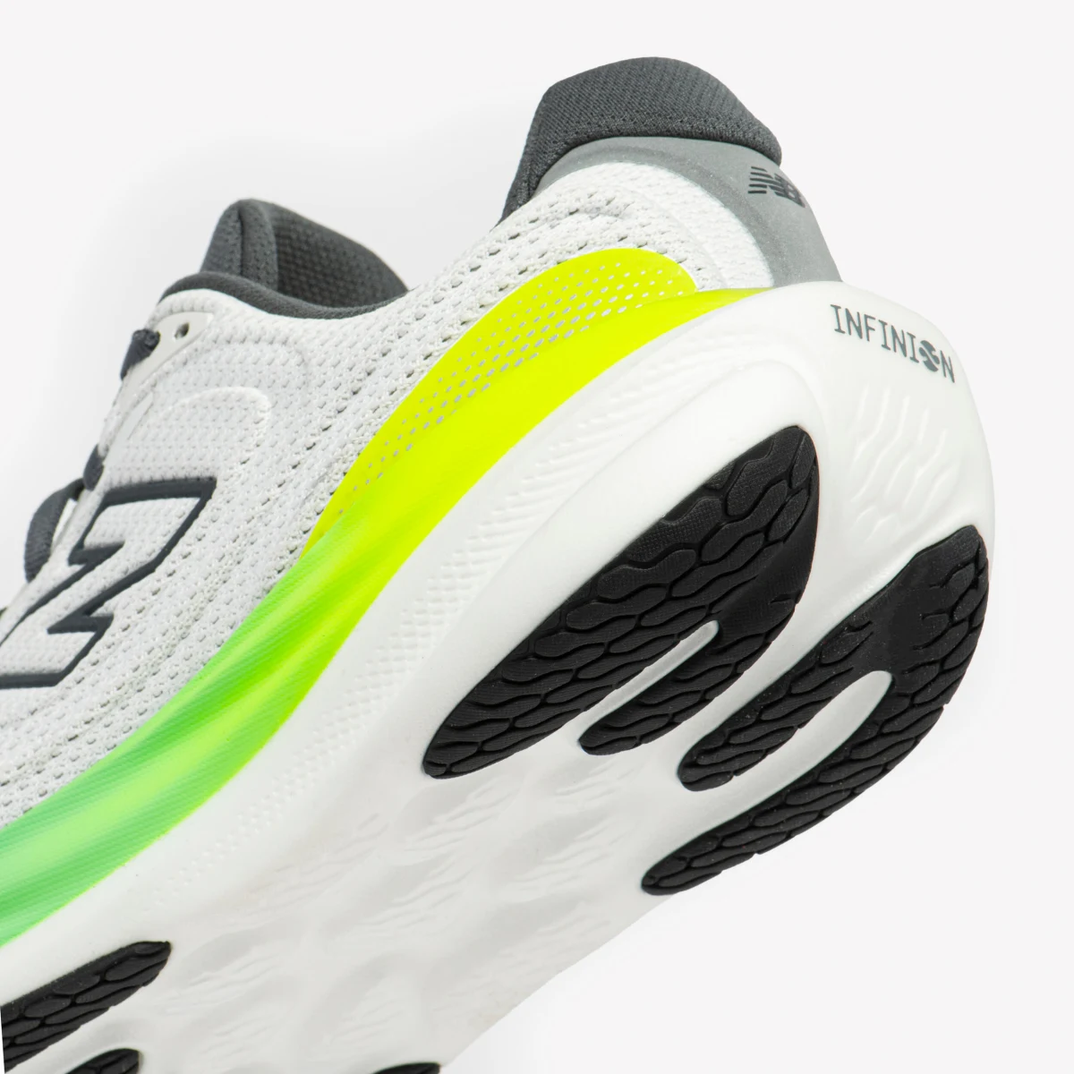 NEW BALANCE NEW BALANCE 1080 V15 pánska bežecká obuv sivá 40 · záber 2