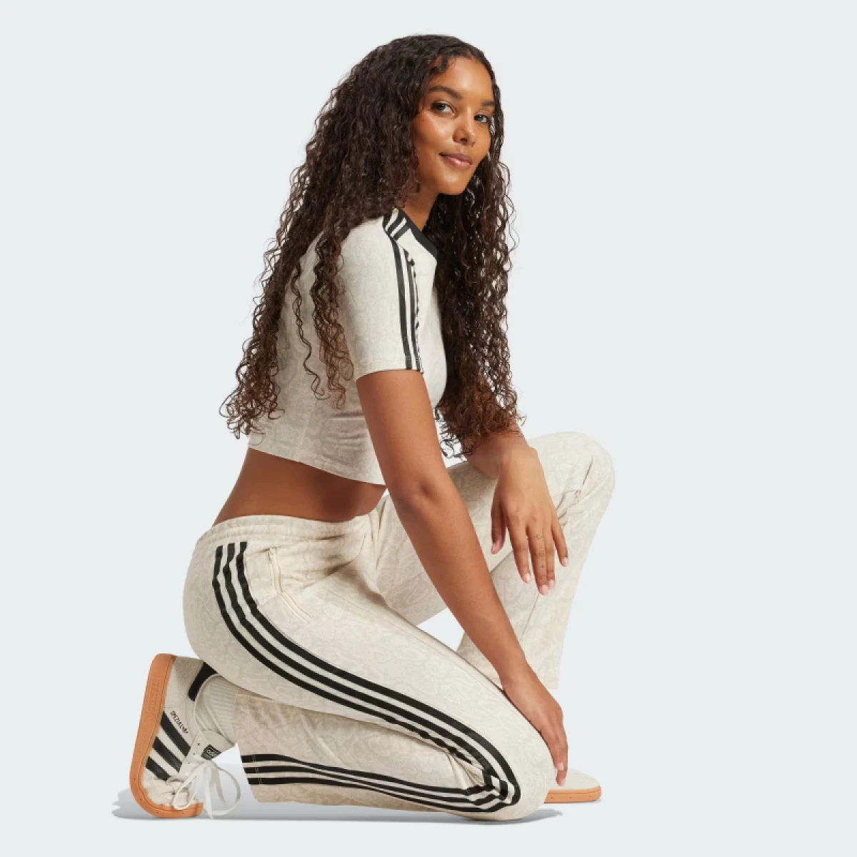 Dámské kalhoty ADIDAS ORIGINALS SNAKE FB TP-WONWHI MULTCO · záber 4