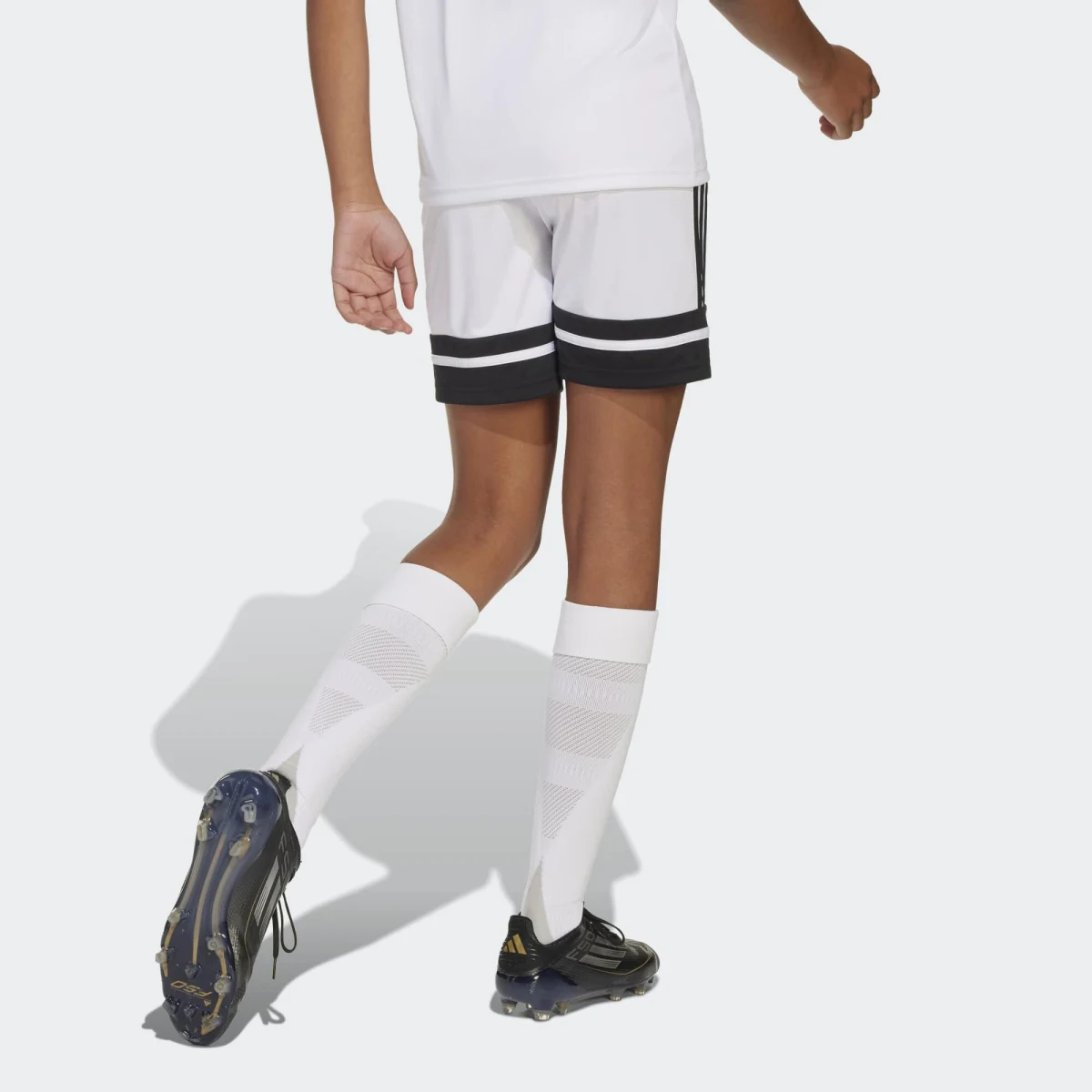 ADIDAS ADIDAS Squadra 25 detské futbalové šortky biele 13-14 r · záber 2