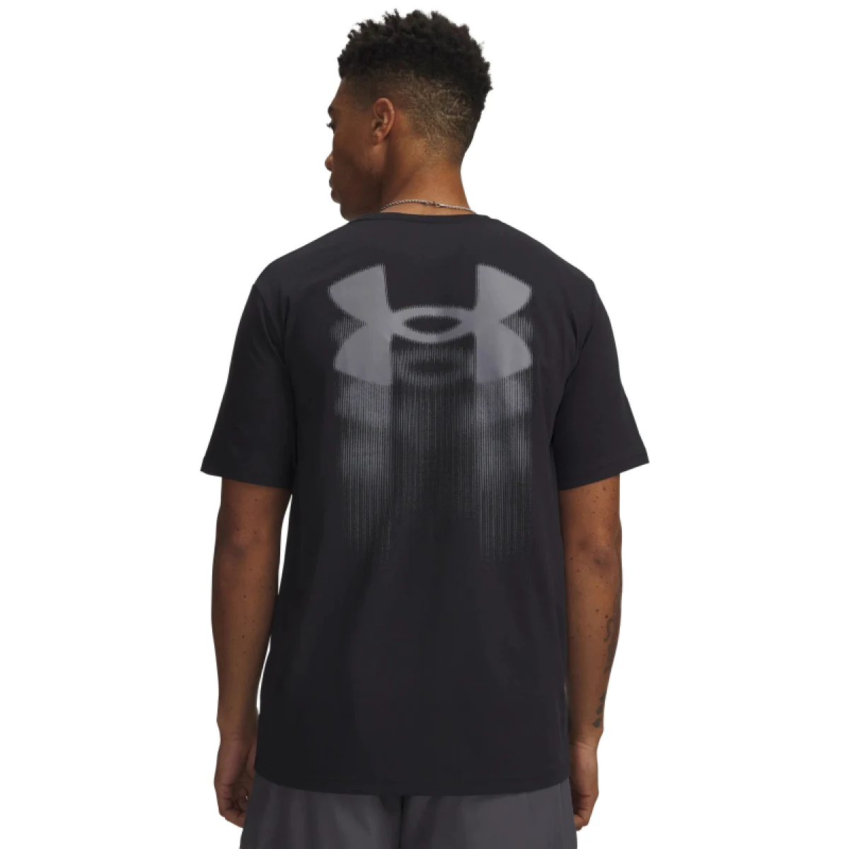 Pánske tričko s krátkym rukávom UNDER ARMOUR UA M BLUR LOGO SS-BLK · záber 3