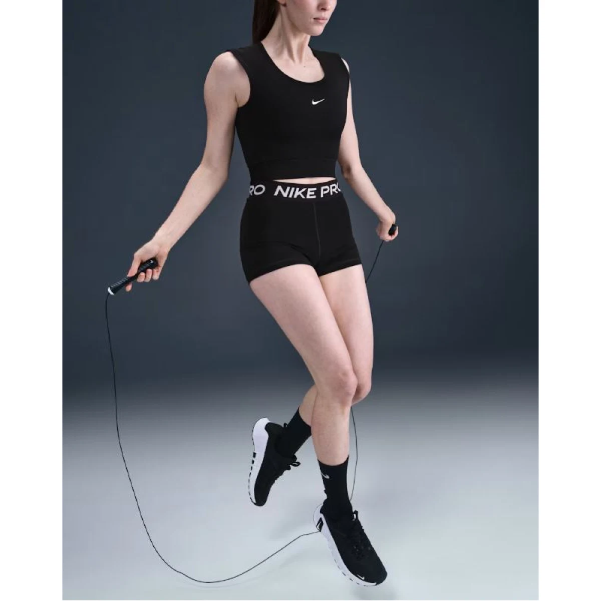 Dámske tréningové tričko bez rukávov NIKE PRO W NP TANK GG GRX BLACK WHITE · záber 5
