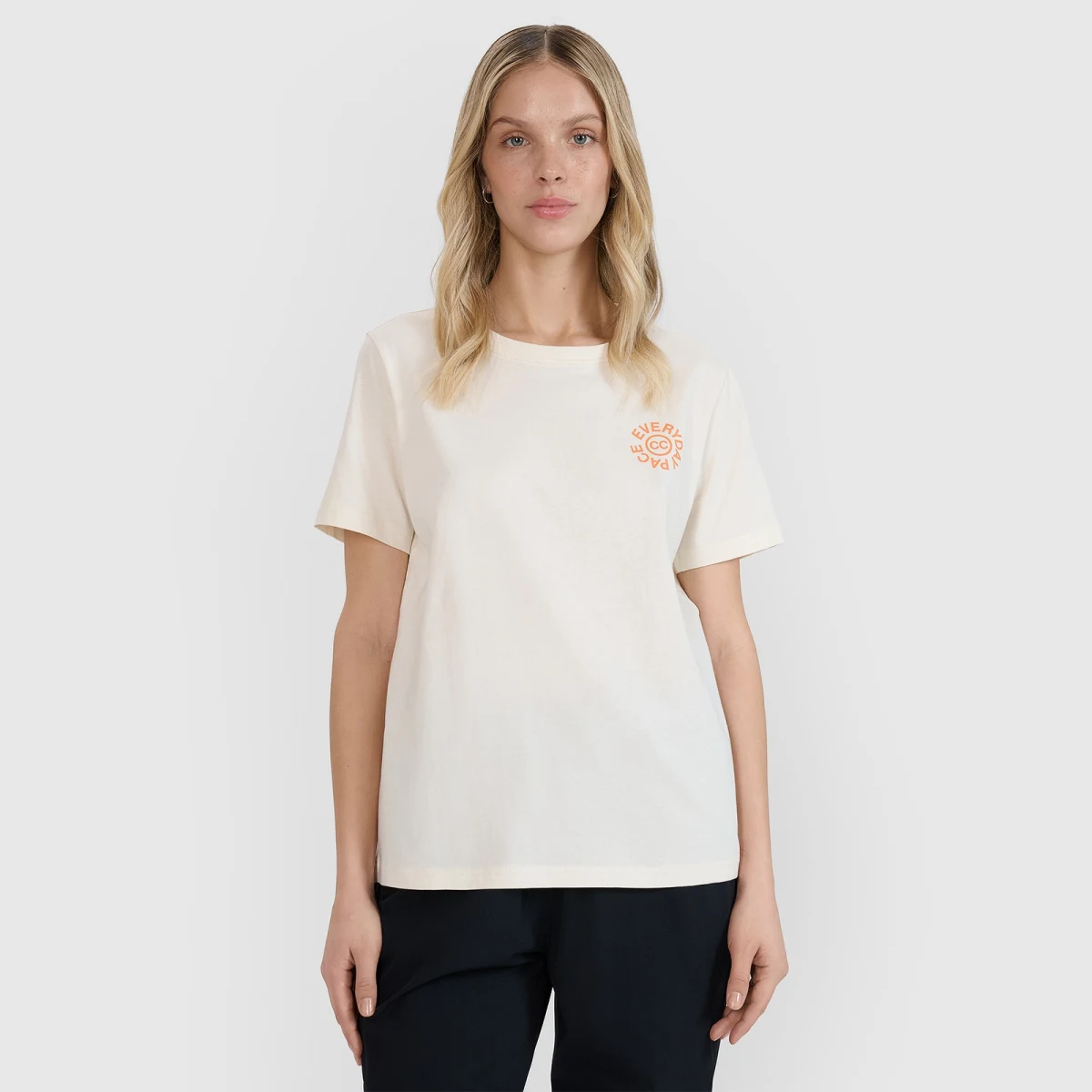 Dámské tričko oversize s potiskem - bílé · záber 1