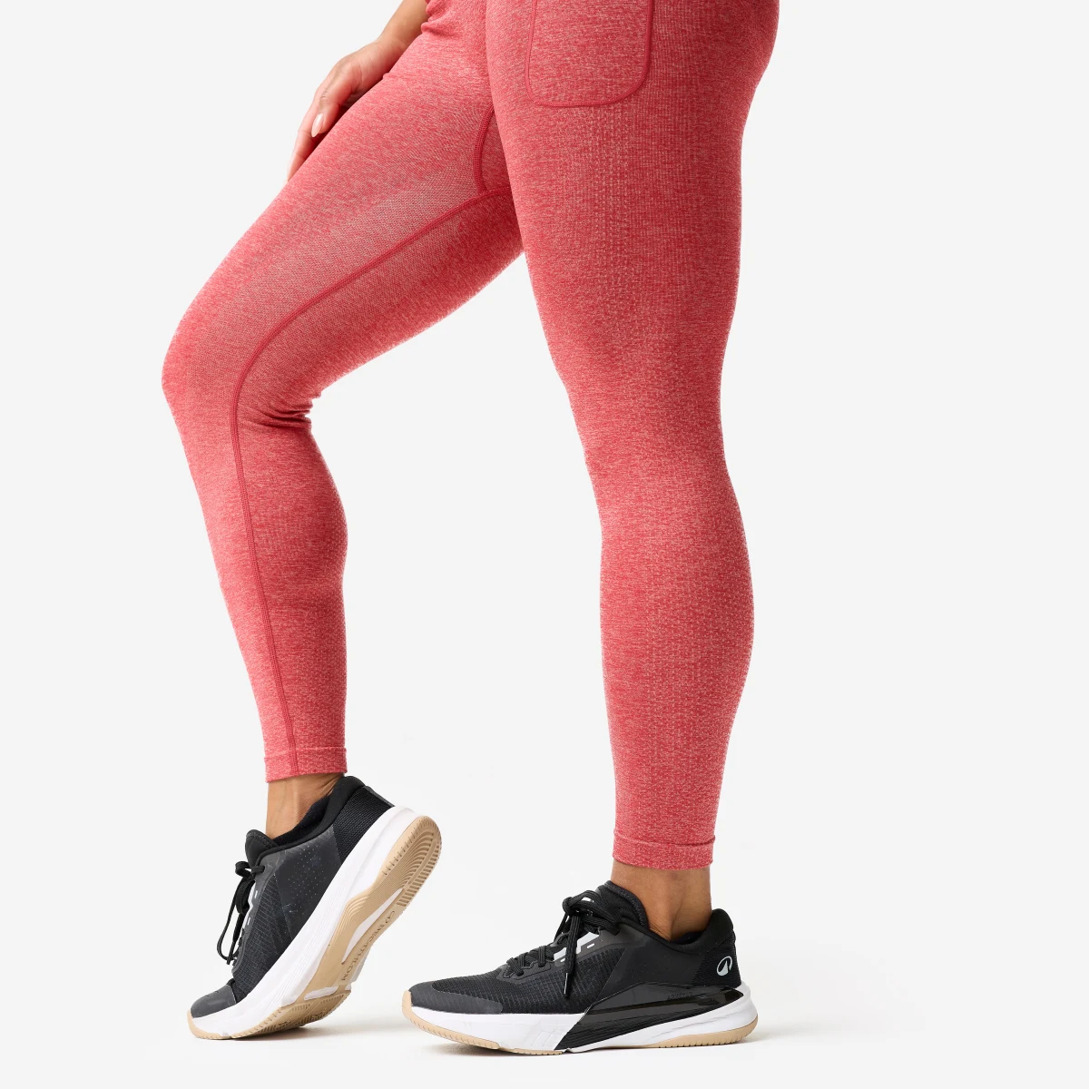 DOMYOS Dámske fitness legíny bezšvové červeno-ružové M - W30 L31 · záber 2