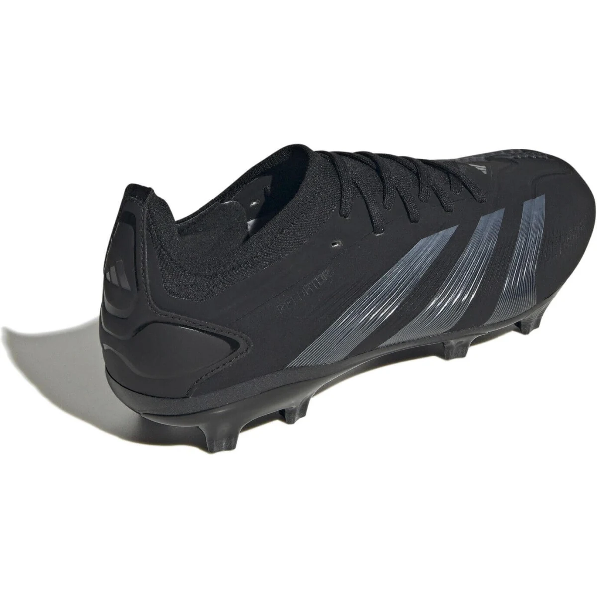 Adidas Predator Pro FG - 42 ⅔ · záber 9
