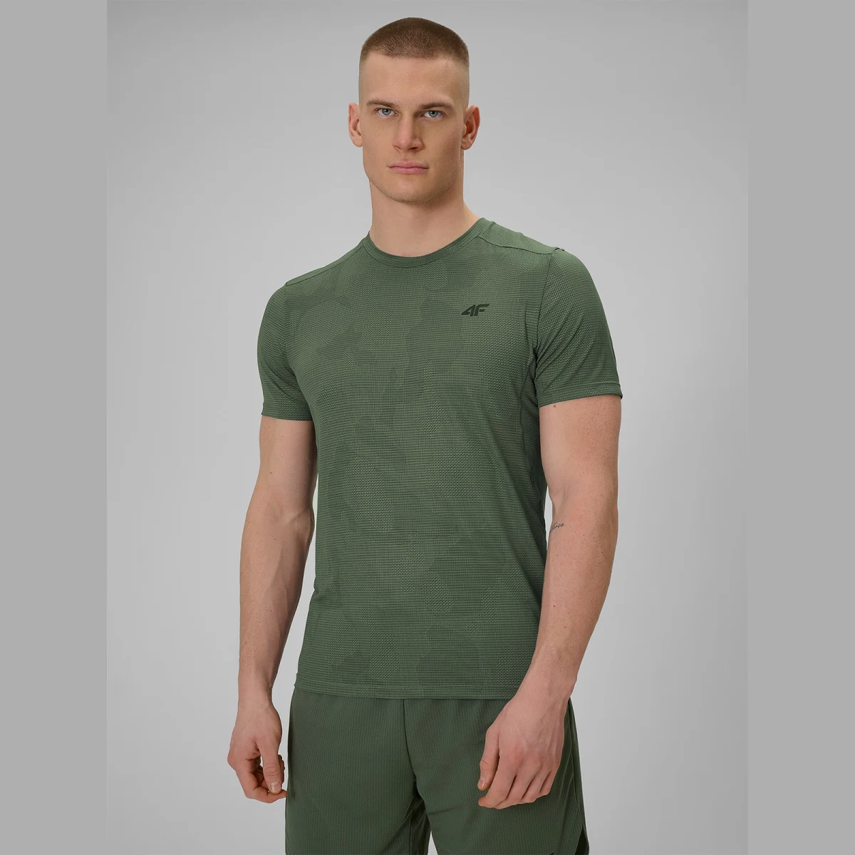 Pánské regular rychleschnoucí tréninkové tričko - khaki · záber 1