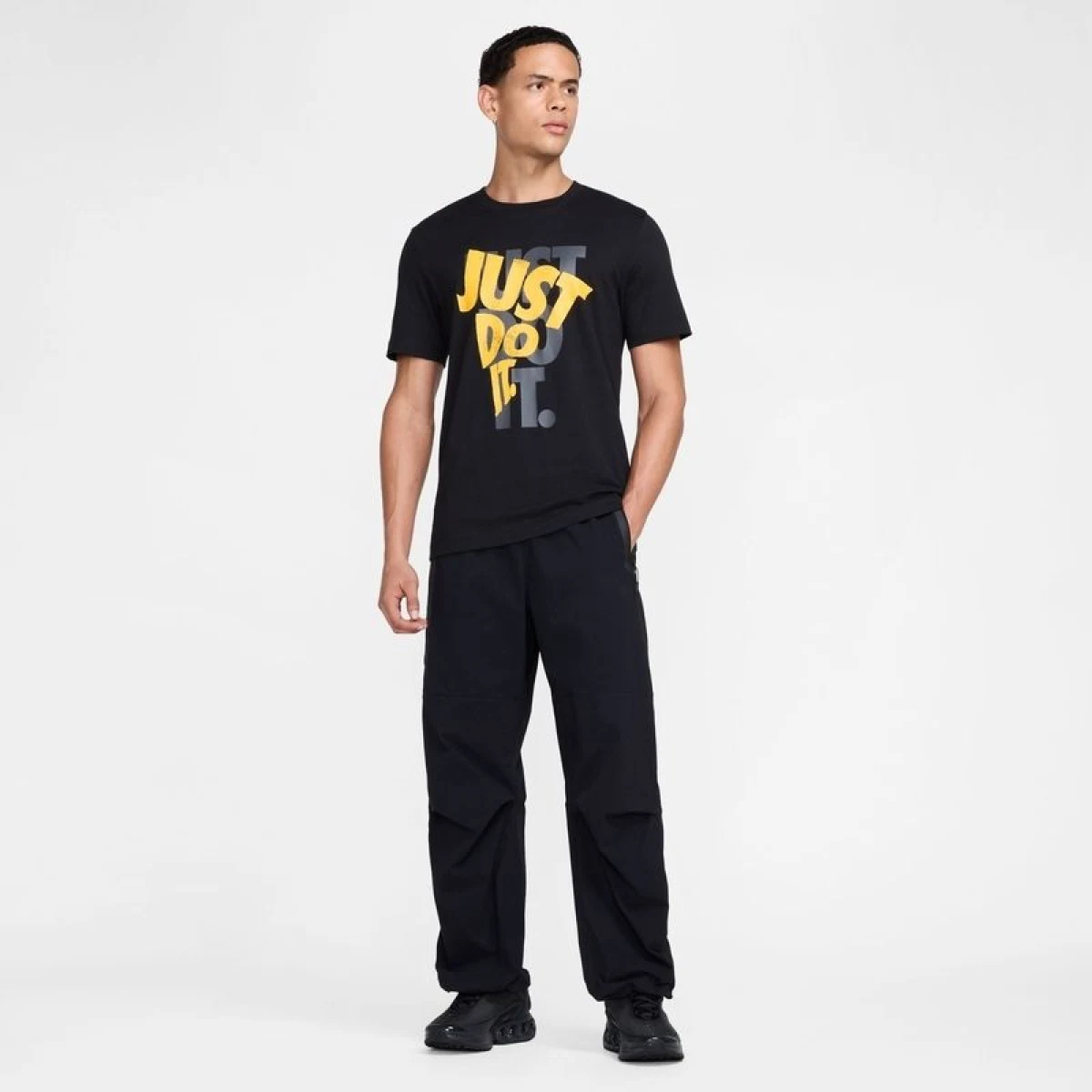 Pánské tričko s krátkým rukávem NIKE Sportswear (SP55)(52) · záber 4
