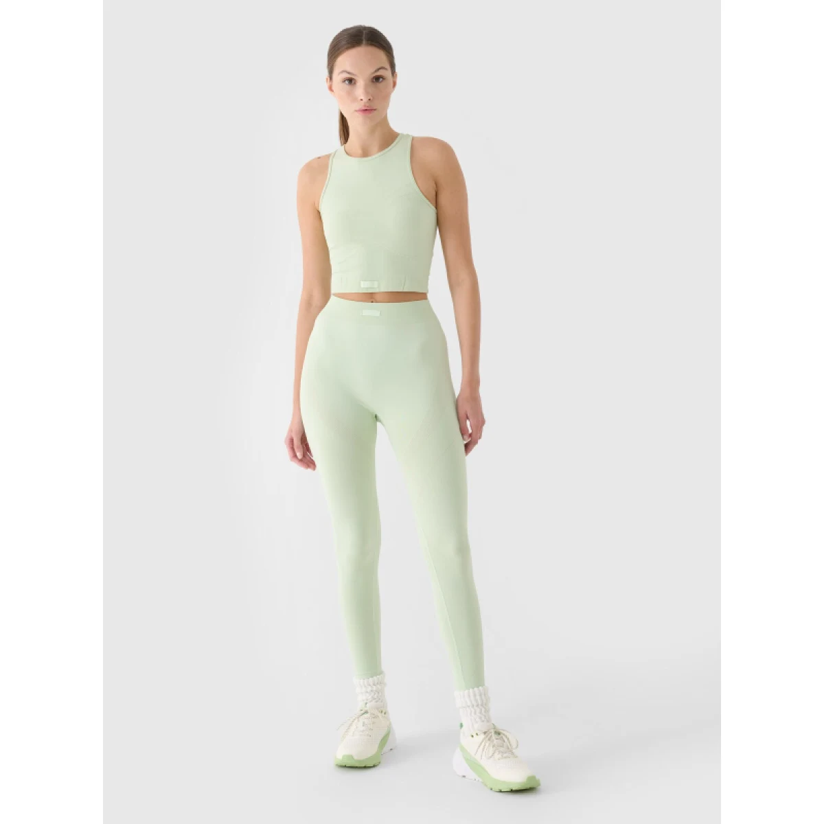 Dámské tréninkové tílko 4F SLEEVELESS FNK F707-RAW24TFSLF707-47S-MINT · záber 4