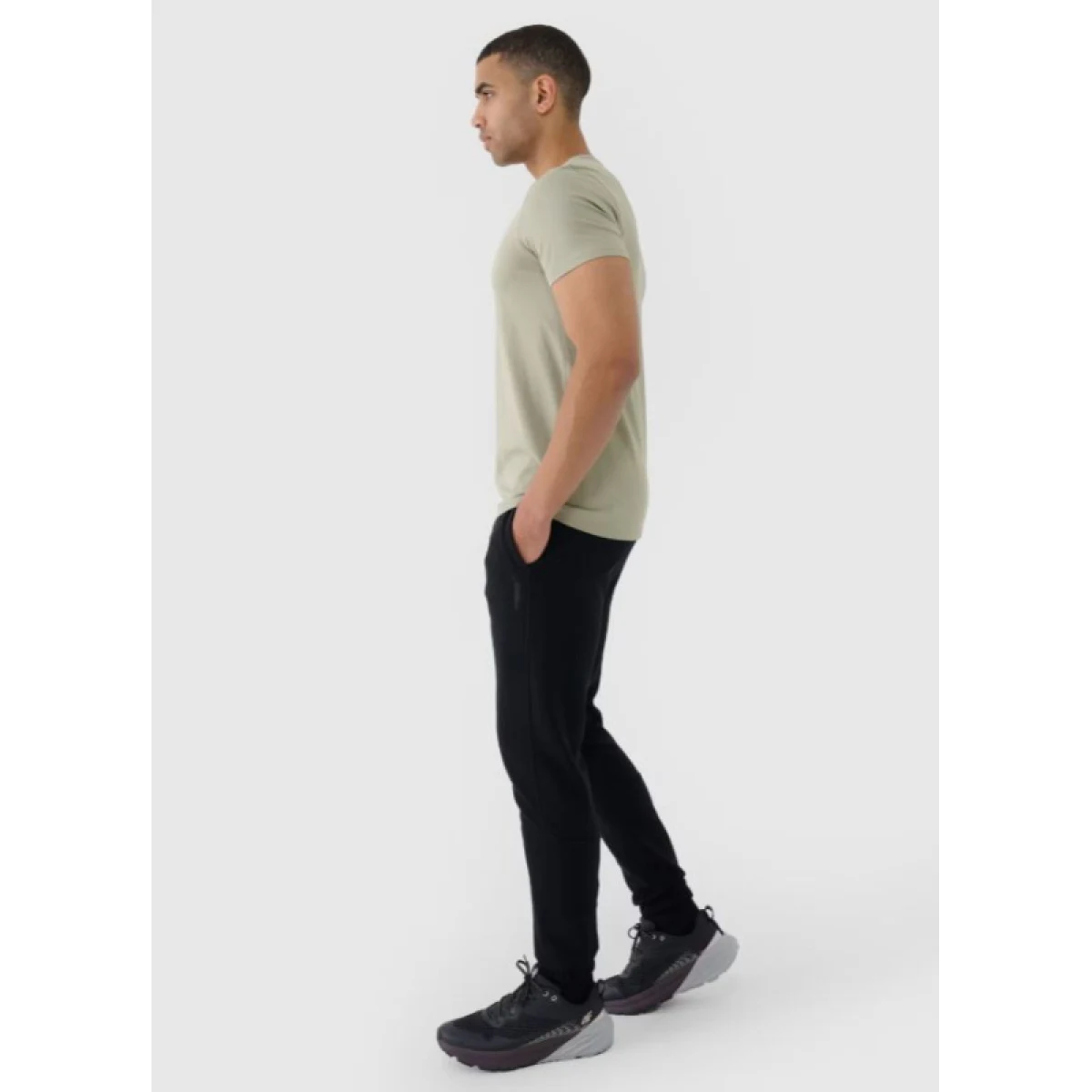 Pánské tepláky 4F TROUSERS CAS M1014-20S-DEEP BLACK · záber 5