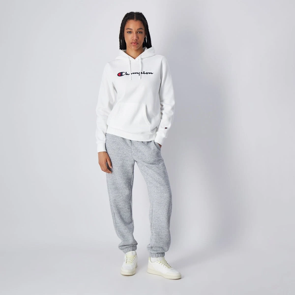Champion Dámská mikina Big Logo Slim Fit White - Velikost: S | Barva: Biela | Hmotnost: 0,472 kg · záber 4
