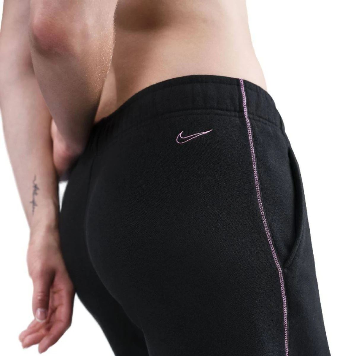 Dámske tepláky NIKE W NSW PHNX FLC LOGO WIDE LEG BLACK · záber 5