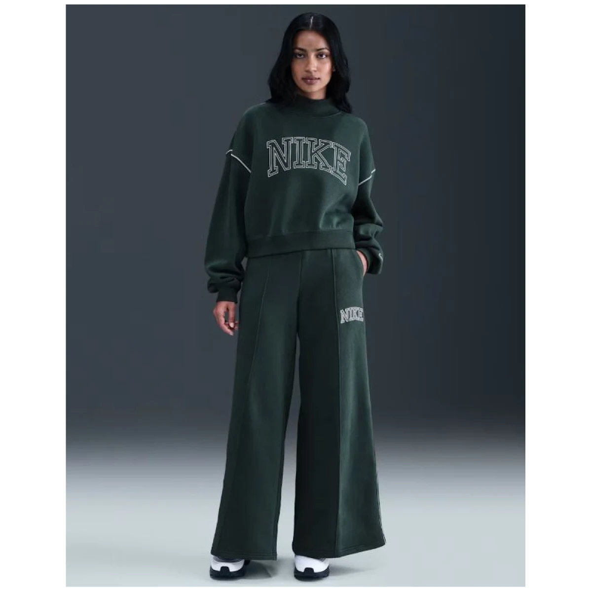 Dámske tepláky NIKE W NSW PHNX FLC LOGO WIDE LEG SEAWEED · záber 2