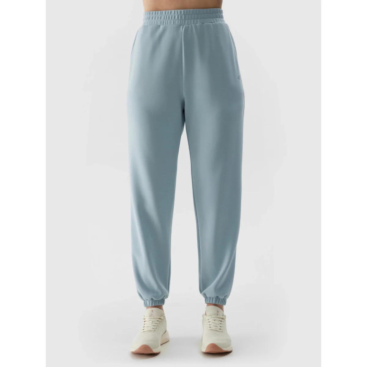 Dámské tepláky 4F TROUSERS-4FWSS24TTROF642-34S-LIGHT BLUE · záber 3