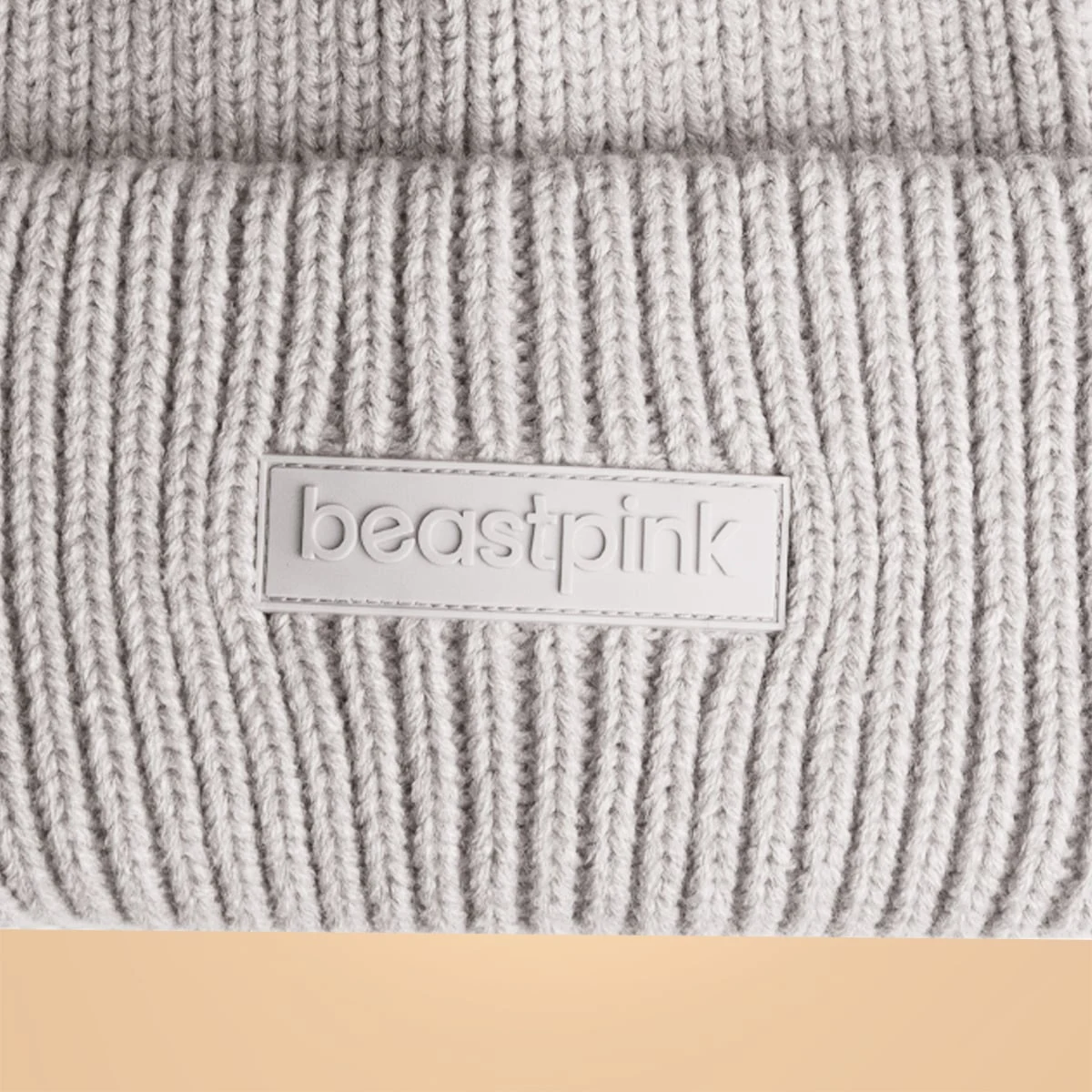 BeastPink Zimní čepice Beanie Ivory · záber 3