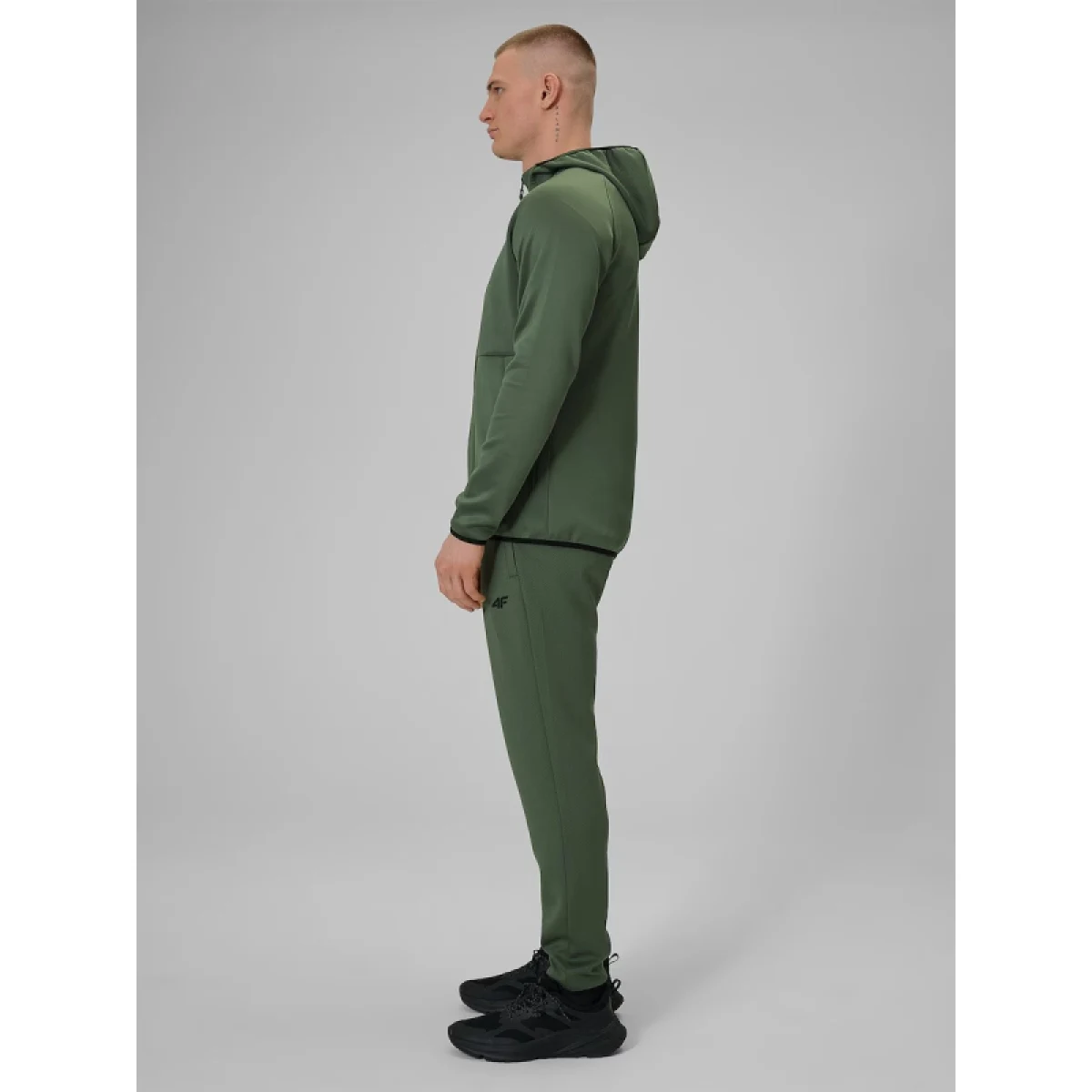 Pánske bežecké nohavice 4F TROUSERS FNK M1033-43S-KHAKI · záber 5