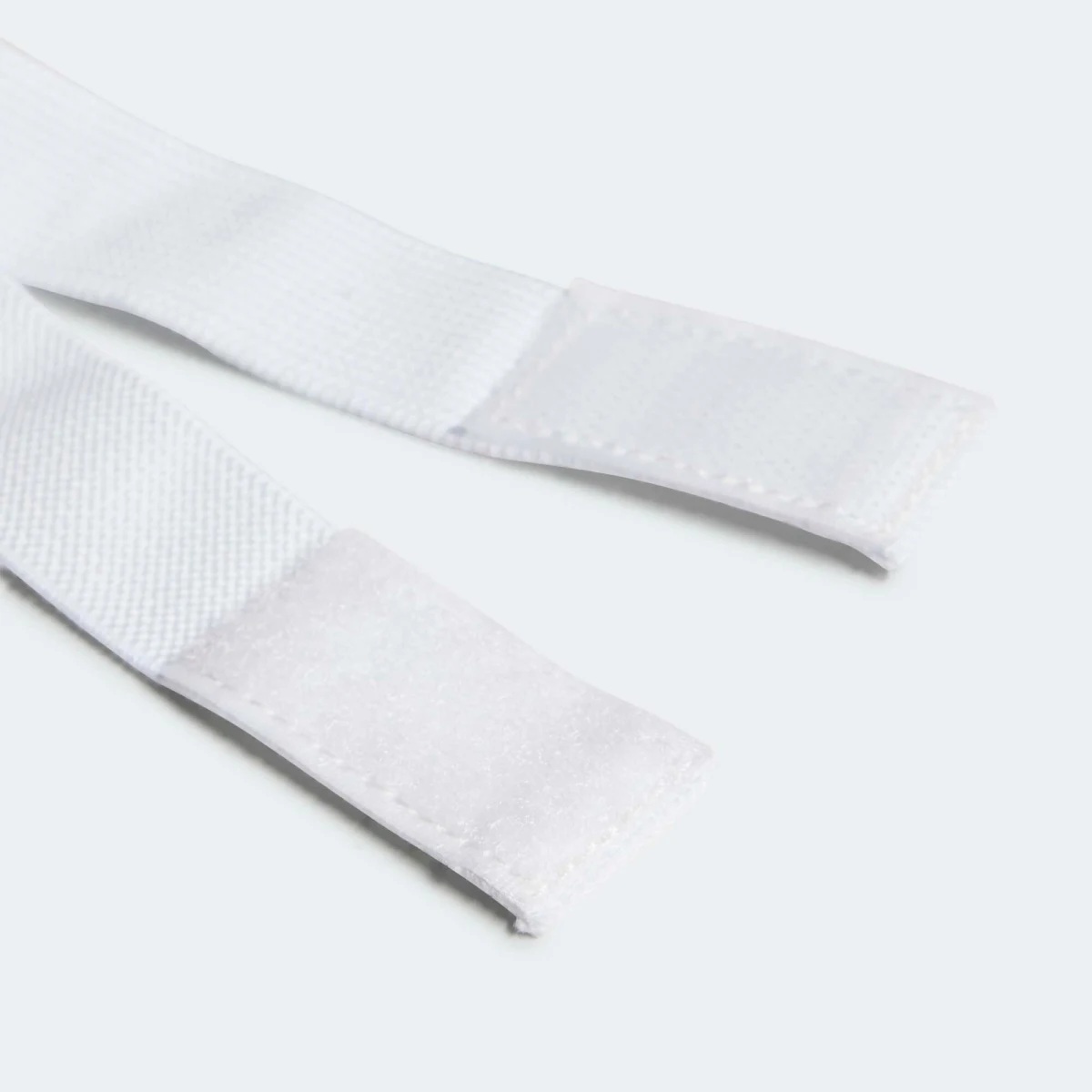 ADIDAS ADIDAS TIRO SG chránič píšťaly čierno-biely L · záber 2