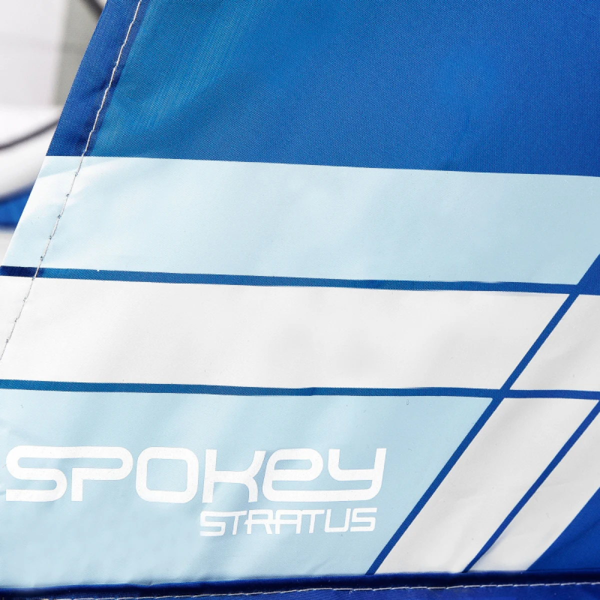 Plážový stan SPOKEY STRATUS Self-folding UV 40 190x120x90 - white-blue · záber 4