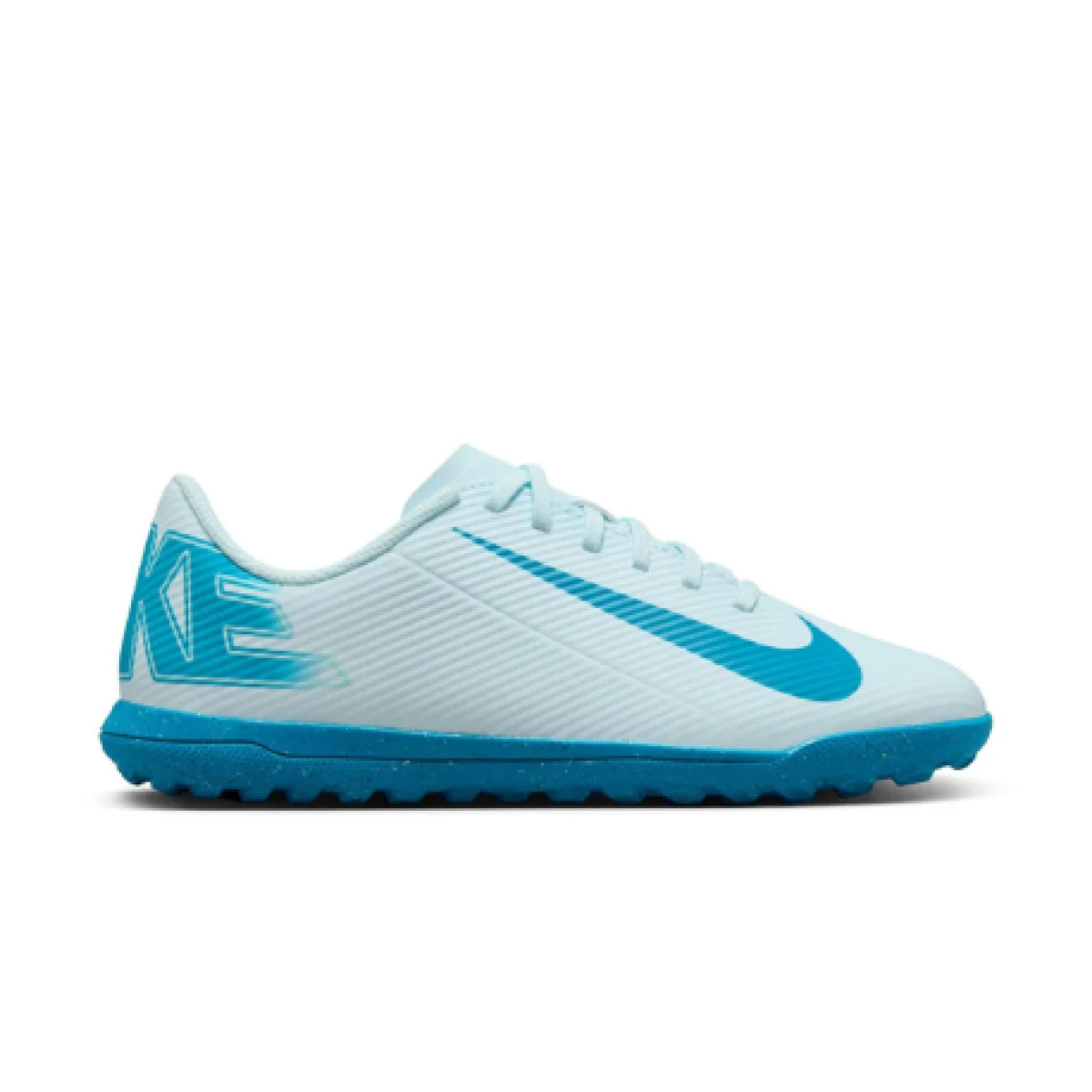 Chlapecké fotbalové kopačky turfy NIKE Mercurial Vapor 16 Club Jr TF glacier blue black · záber 1
