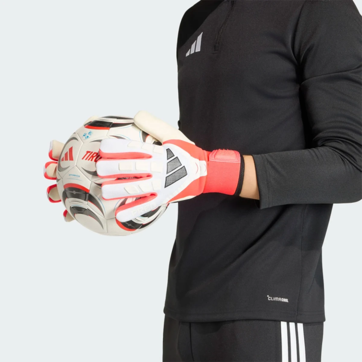 Futbalové brankárske rukavice ADIDAS PRED GL COM WHITE LUCRED BLACK · záber 5