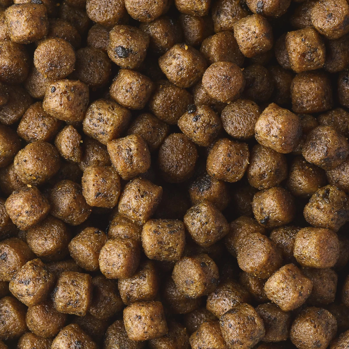 CAPERLAN Pelety Likebait Soft 8 mm konopné semeno bez · záber 2