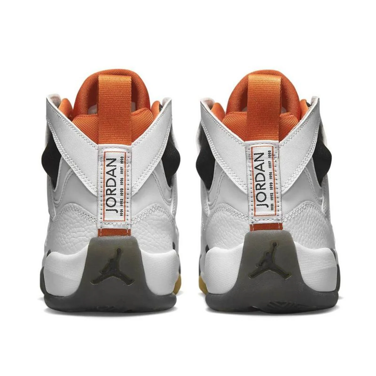 Nike Air Jordan Jumpman Two Trey (gs) - 38 · záber 5