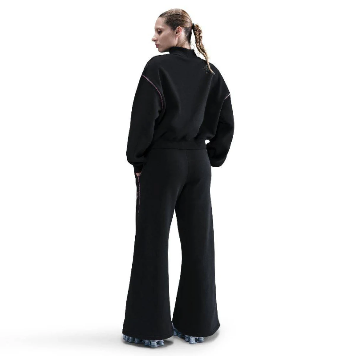Dámske tepláky NIKE W NSW PHNX FLC LOGO WIDE LEG BLACK · záber 3