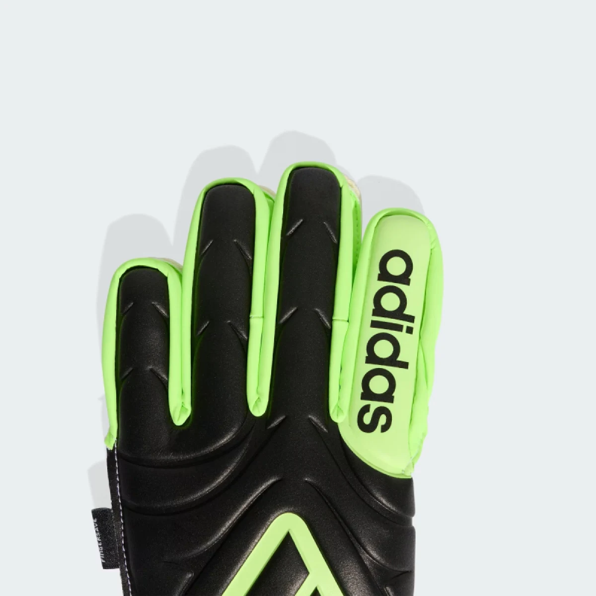 Juniorské futbalové brankárske rukavice ADIDAS COPA GL MTC FSJ BLACK BLACK LUCLEM · záber 3