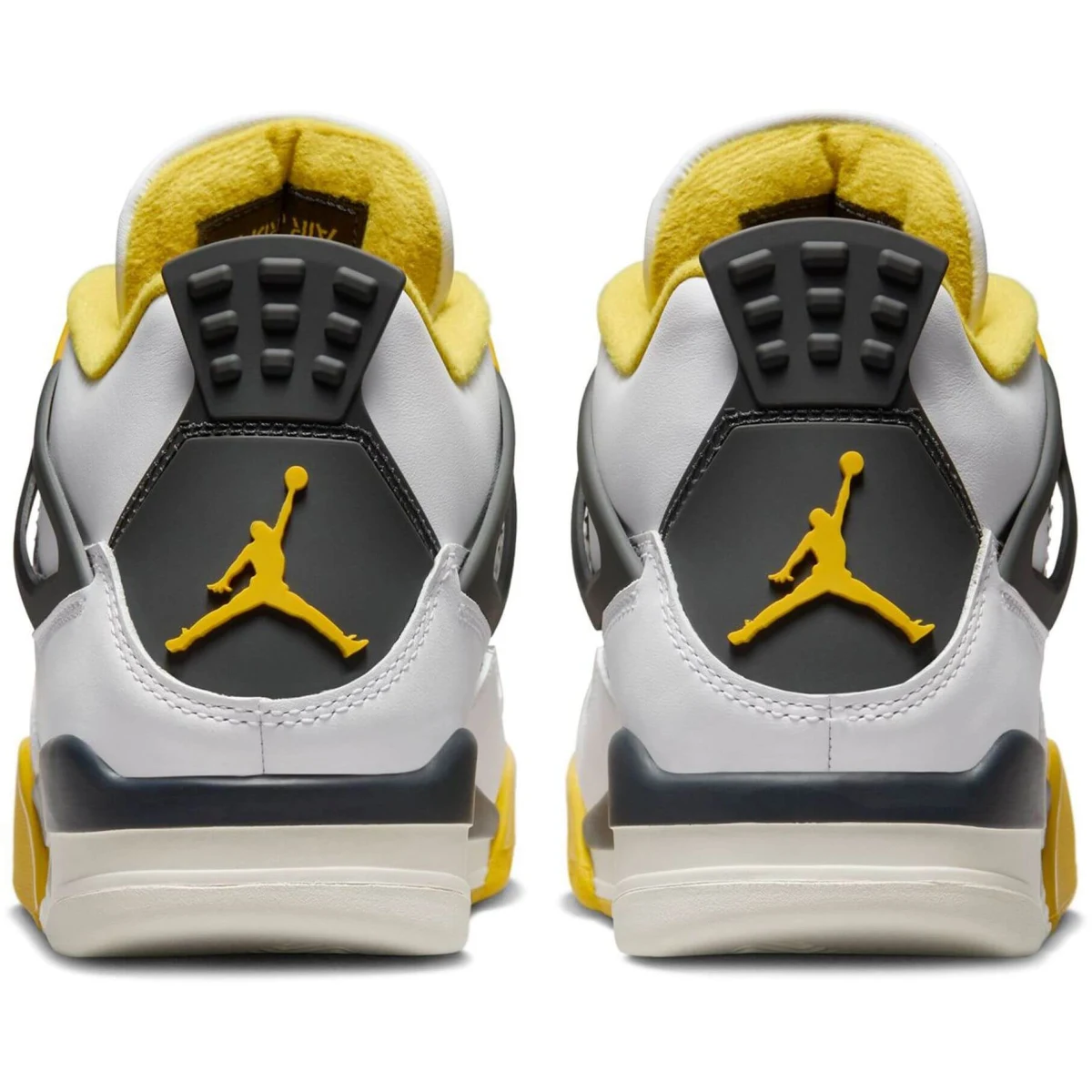 Nike Air Jordan 4 Retro - 44 · záber 2
