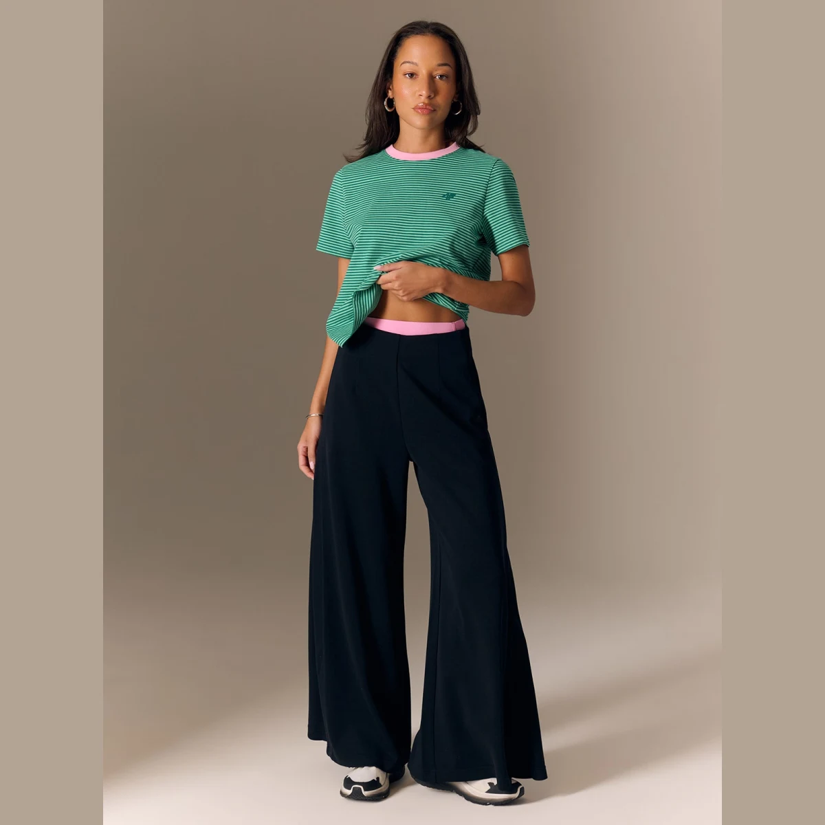 Dámské regular tričko - zelené · záber 2
