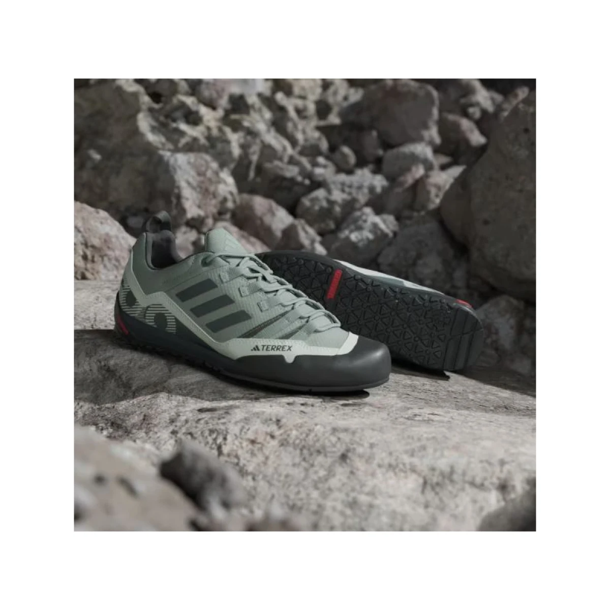 Pánská nízká turistická obuv ADIDAS Terrex Swift Solo 2.0 silver green legend ivy linen green · záber 5