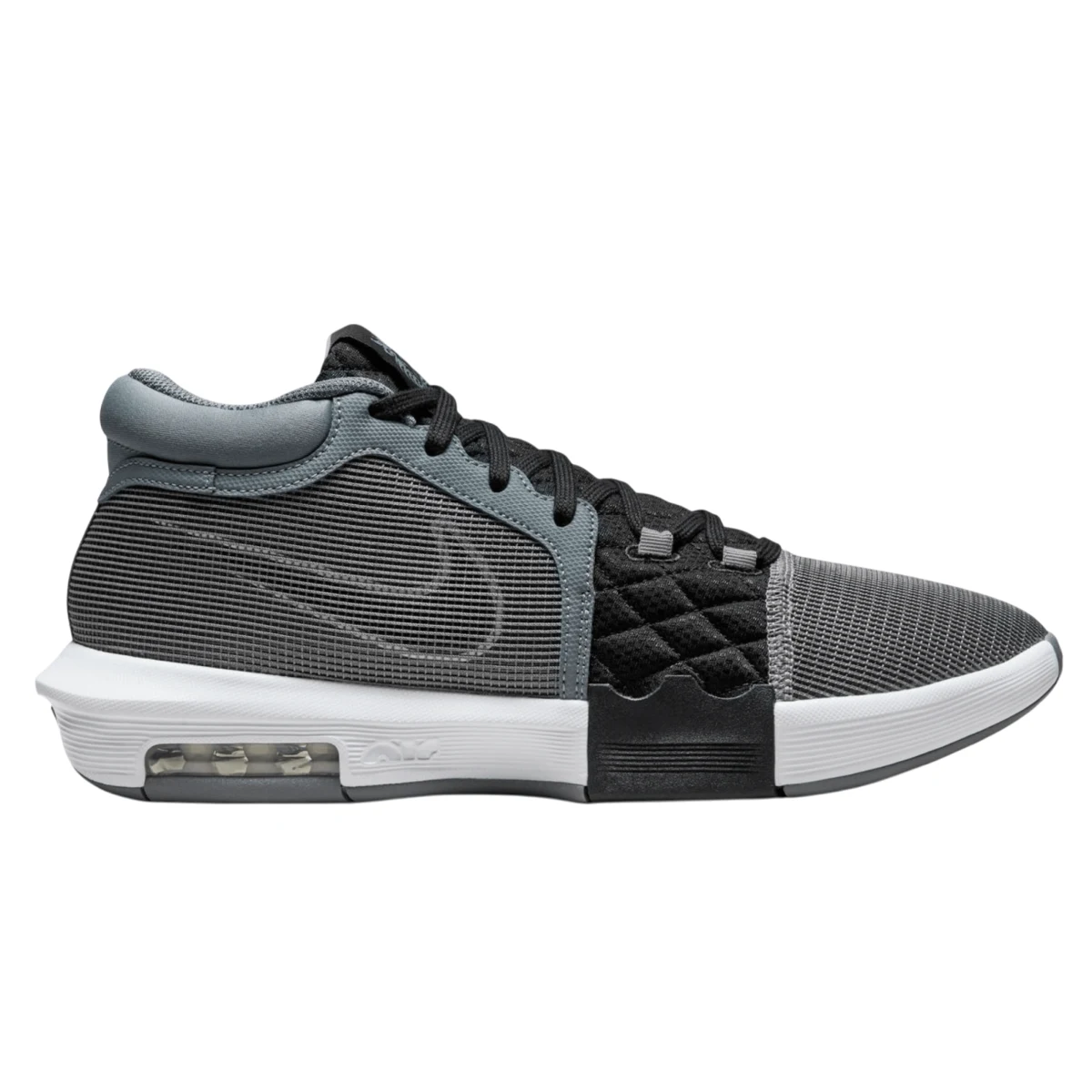 Nike LeBron Witness VIII - 42,5 · záber 1