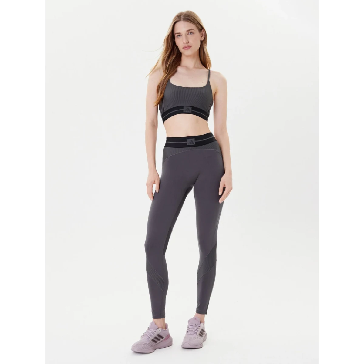 Dámske legíny ADIDAS HYG RIB 1 1 L GRESIX BLACK · záber 4
