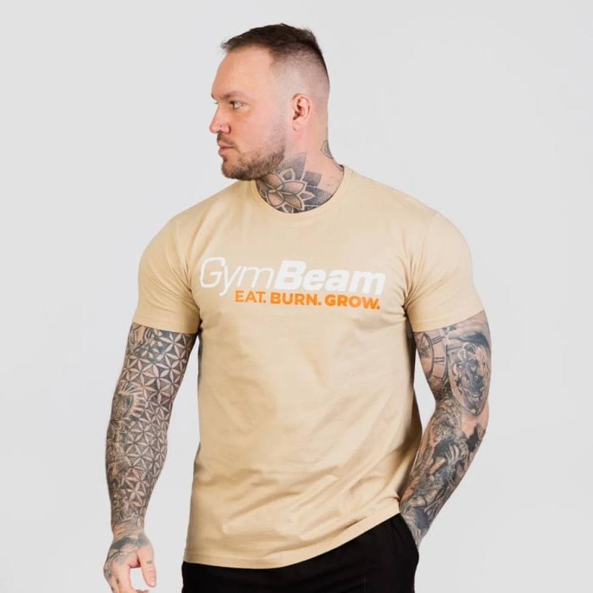 Тениска Grow Sand - GymBeam - Цвят: béžová | Тегло: 0,22 g | Опаковка: 50 · záber 1