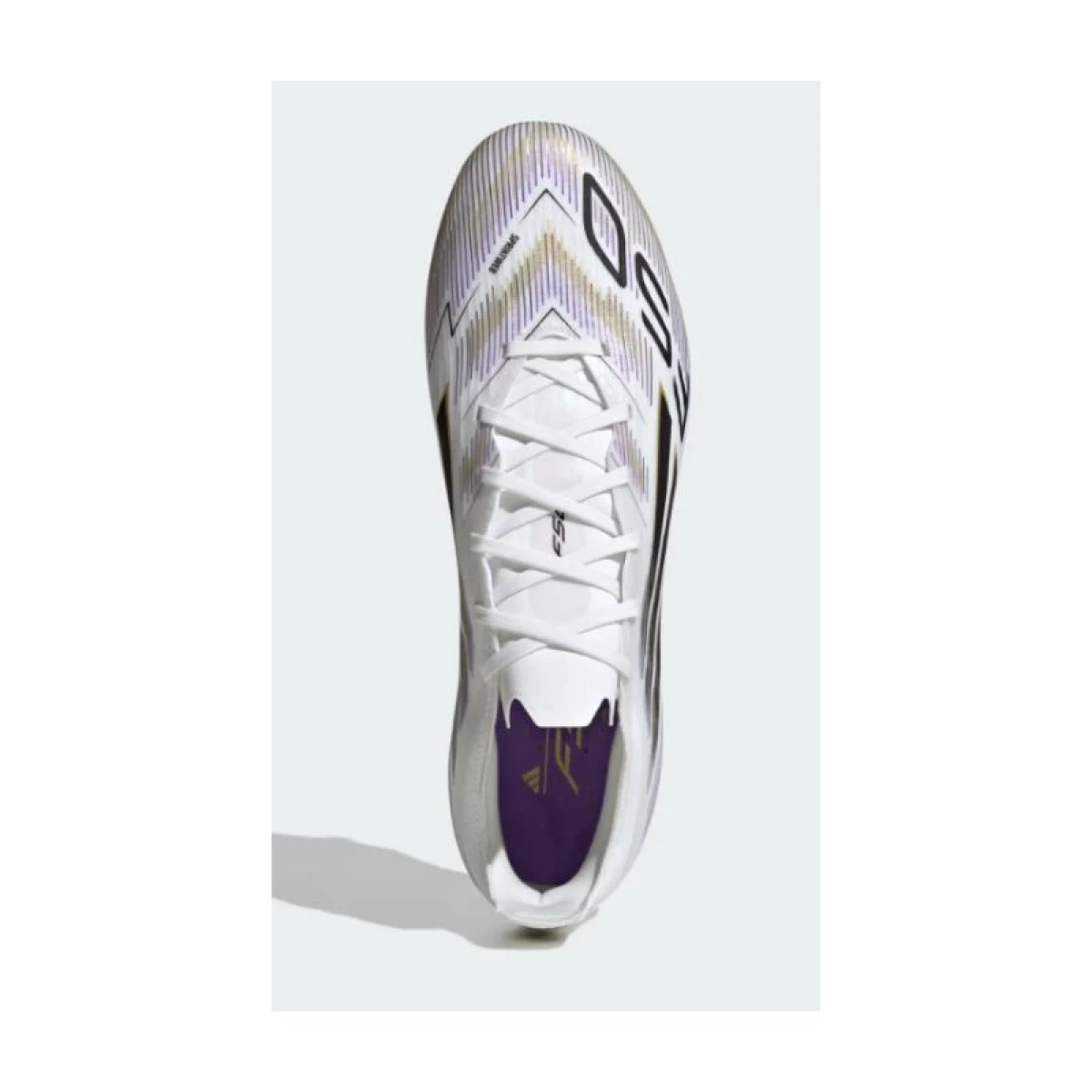 Pánske futbalové kopačky outdoorové ADIDAS F50 Pro M FG cloud white core black gold metallic · záber 4