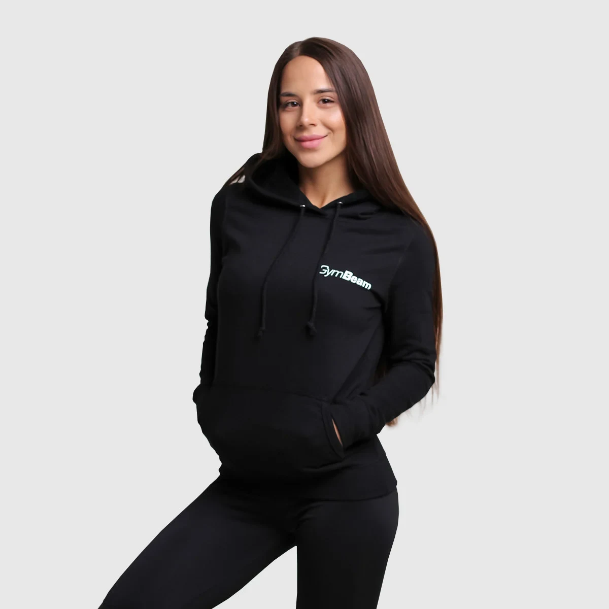 GymBeam Ženski pulover Hoodie PRO Black - Velikost: XS | Barva: čierna | Teža: 0,37 g | Pakiranje: 24 · záber 1