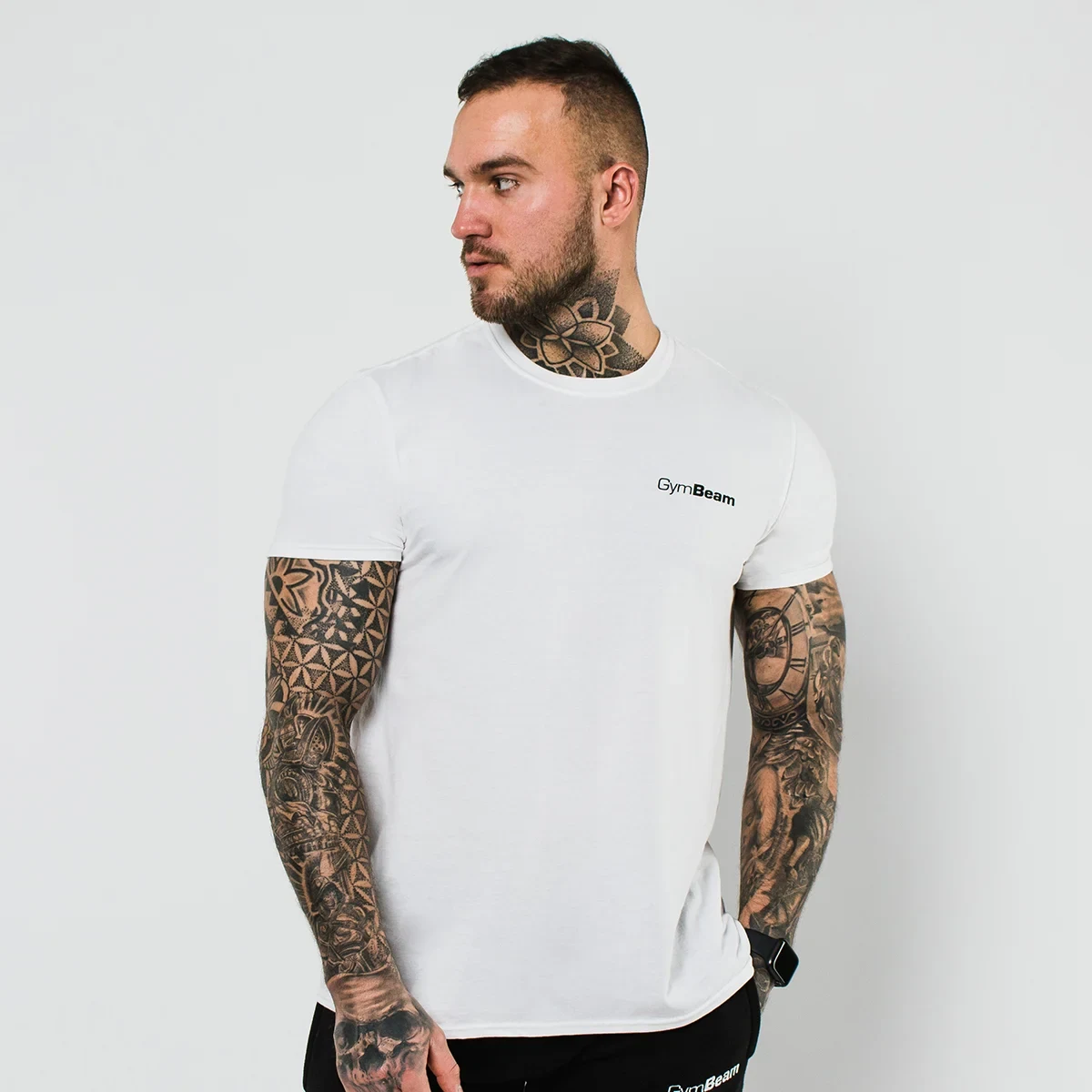 GymBeam Moška majica s kratkimi rokavi Basic White - Velikost: S | Barva: biela | Teža: 0,11 g | Pakiranje: 72 · záber 1