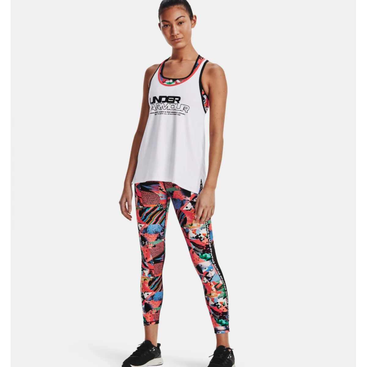 Dámské tréninkové tílko UNDER ARMOUR Knockout Tank CB Graphic-WHT · záber 4