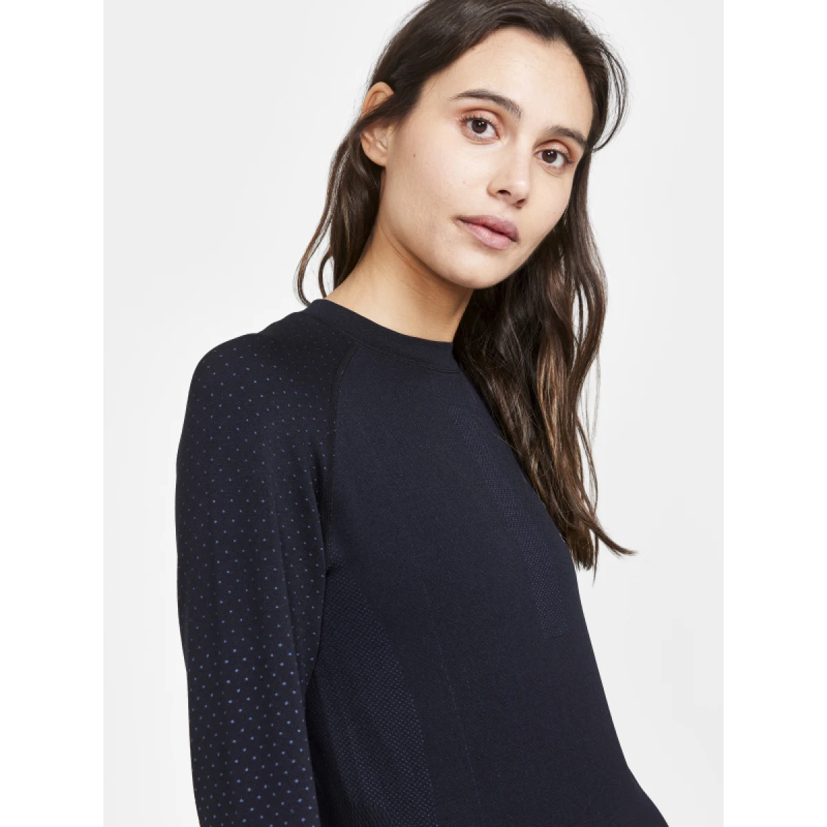 Dámské termo tričko s dlouhým rukávem CRAFT ADV WARM INTENSITY LS W-999000-Black · záber 5