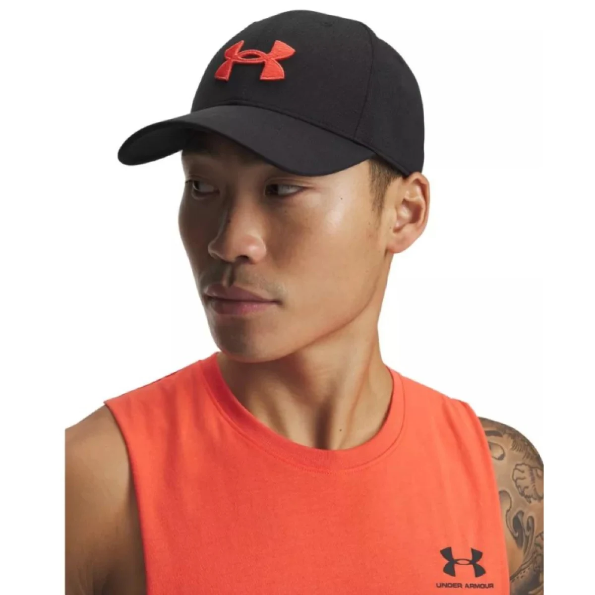 Pánská kšiltovka UNDER ARMOUR M BLITZING LOW ADJ-BLK · záber 3