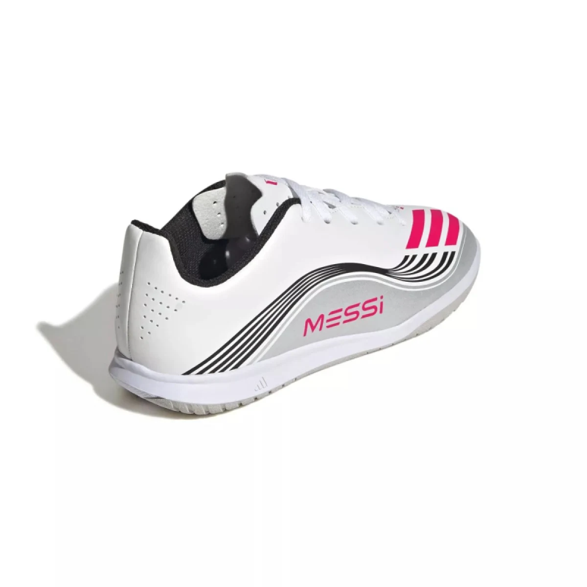 Chlapčenské futbalové kopačky halové ADIDAS F50 Messi Club Jr IC cloud white lucid red silver metallic · záber 5