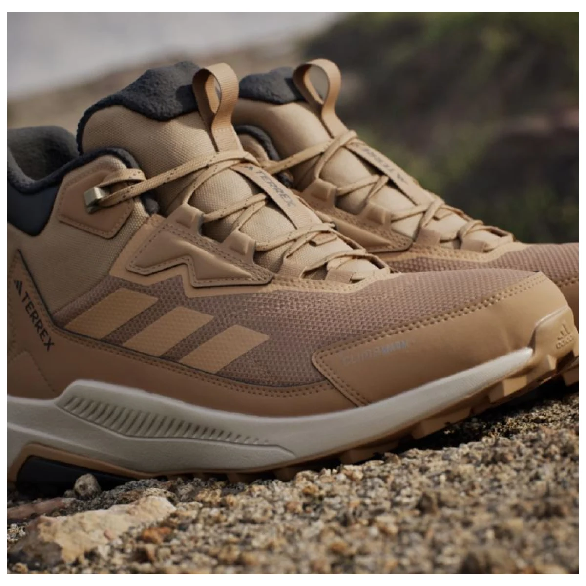 Pánske členkové zimné topánky ADIDAS Terrex Anylander ClimaWarm+ M cardboard cardboard core black · záber 3