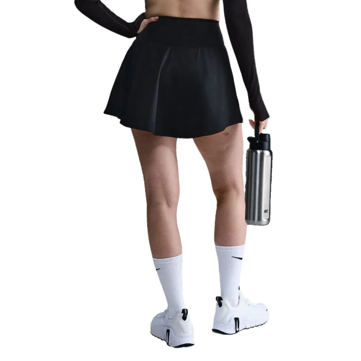 Dámska tréningová sukňa NIKE W NK ONE DF HR SKIRT CPSL SPD BLACK WHITE · záber 2