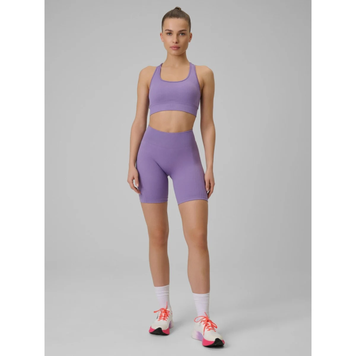 Dámské tréninkové kraťasy 4F SHORT TIGHTS FNK F087-51S-VIOLET · záber 3