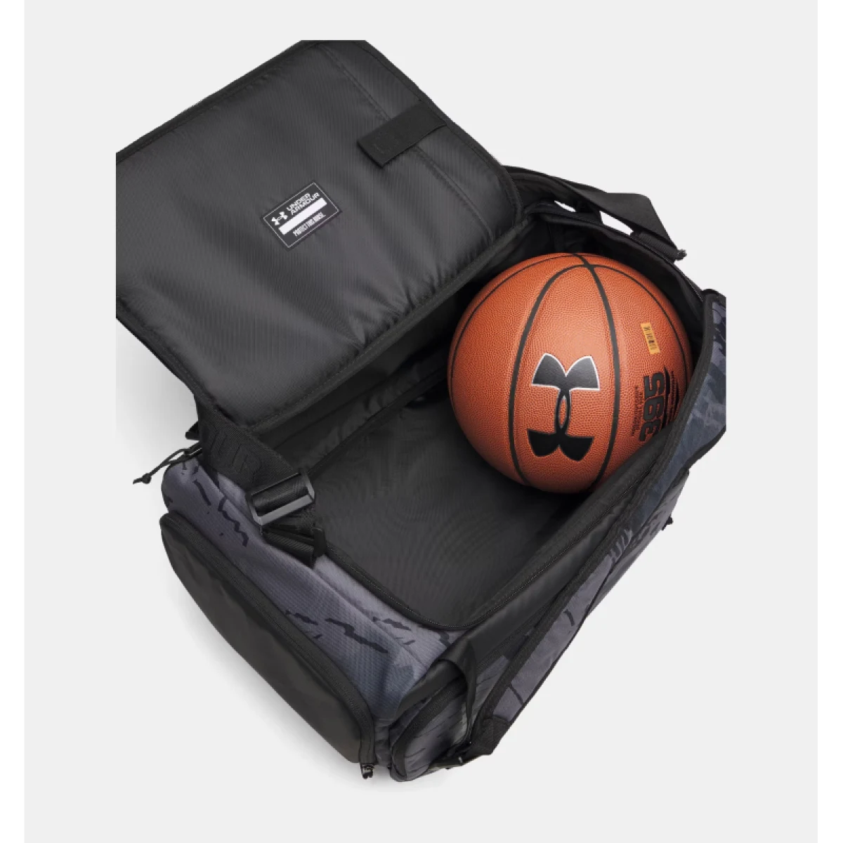 Cestovná taška UNDER ARMOUR UA Contain Duo SM BP Duffle-BLK · záber 4