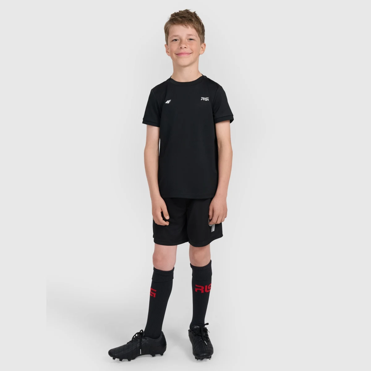 Dětské sportovní šortky 4F JUNIOR x Robert Lewandowski - černé · záber 1