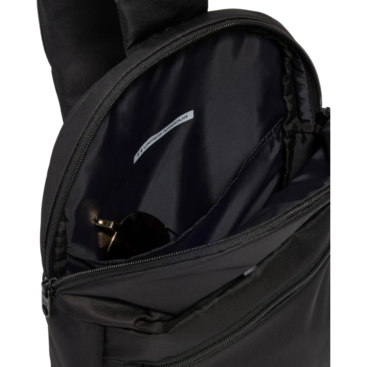 Dámský batoh UNDER ARMOUR UA Studio City Sling-BLK · záber 2