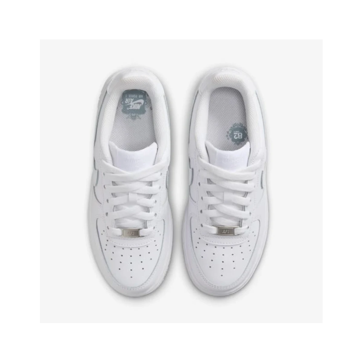 Juniorská vychádzková obuv NIKE Air Force 1 LE Jr white white white · záber 4
